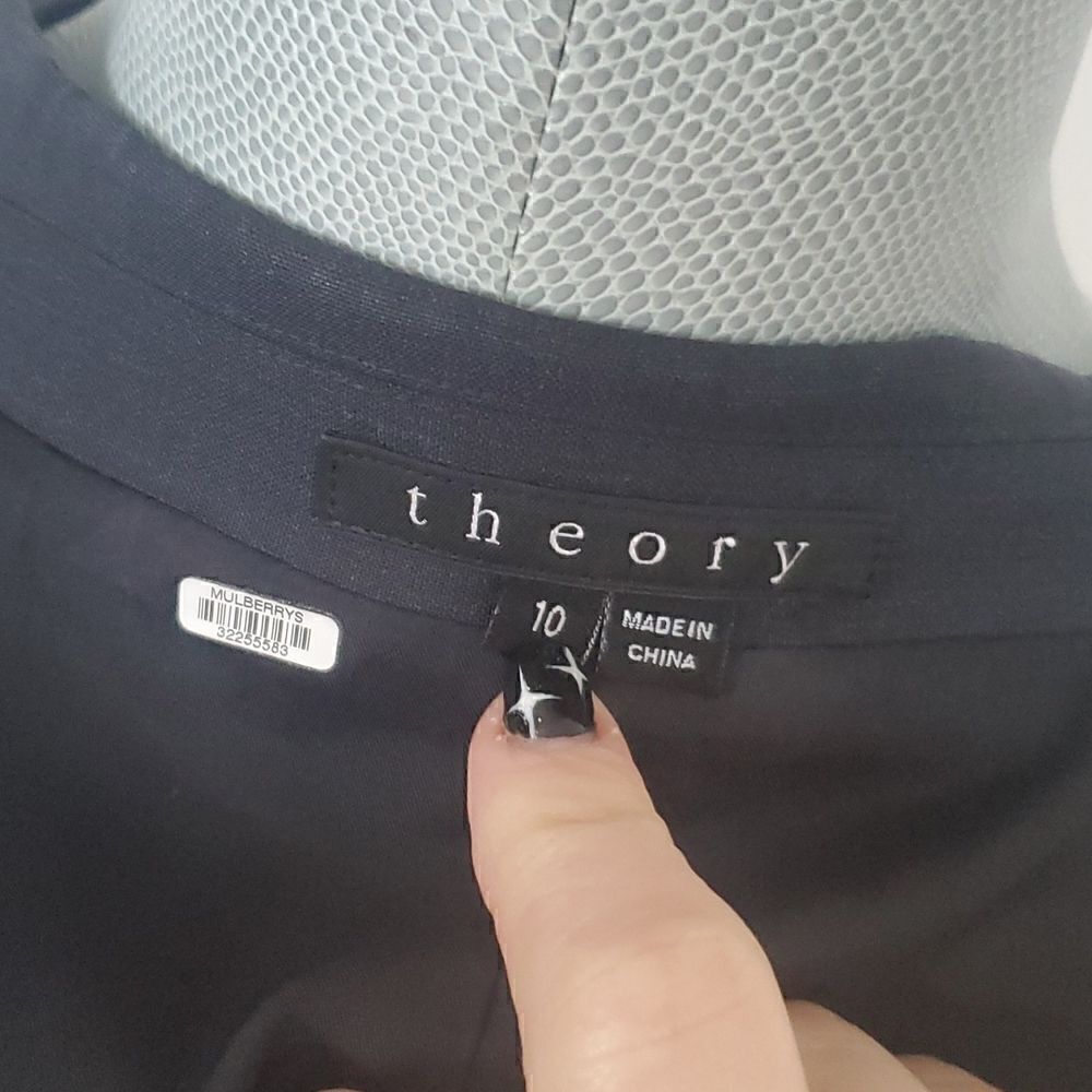 Theory | Single Button Blazer - Picture 7 of 8